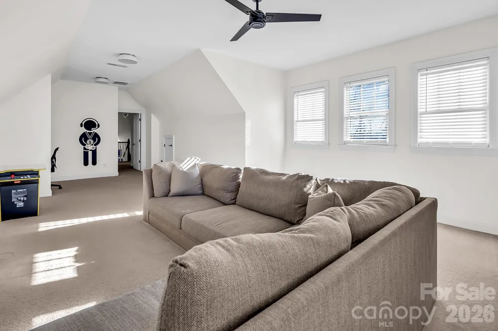 394 Stone Cliff Lane Lake Wylie, SC 29710
