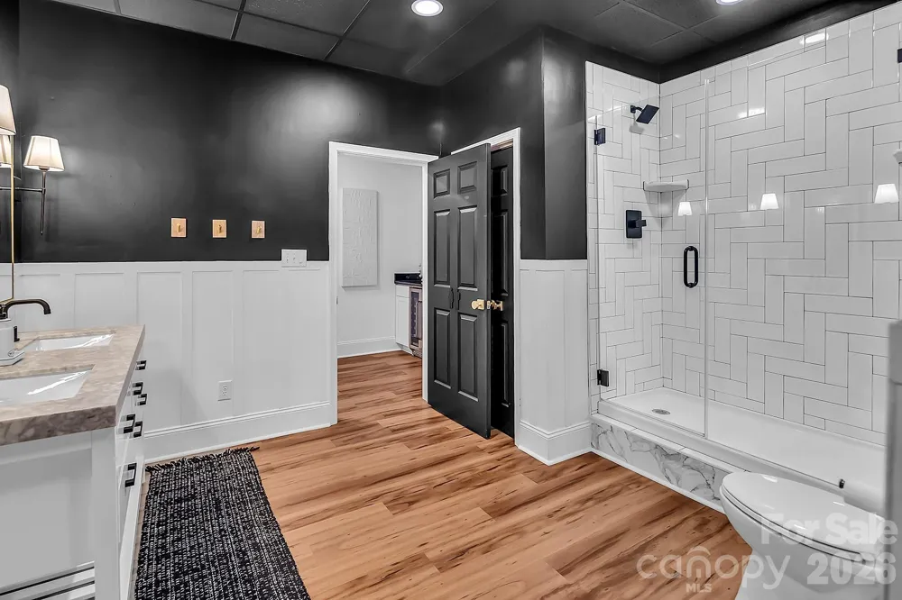 394 Stone Cliff Lane Lake Wylie, SC 29710