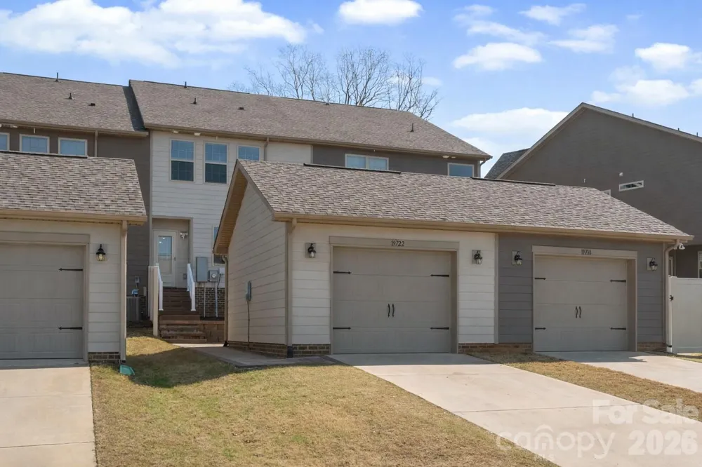 19722 Elise Caroline Alley Davidson, NC 28036