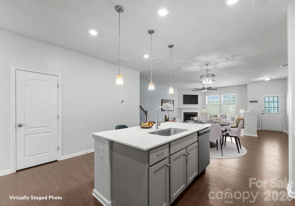 19722 Elise Caroline Alley Davidson, NC 28036