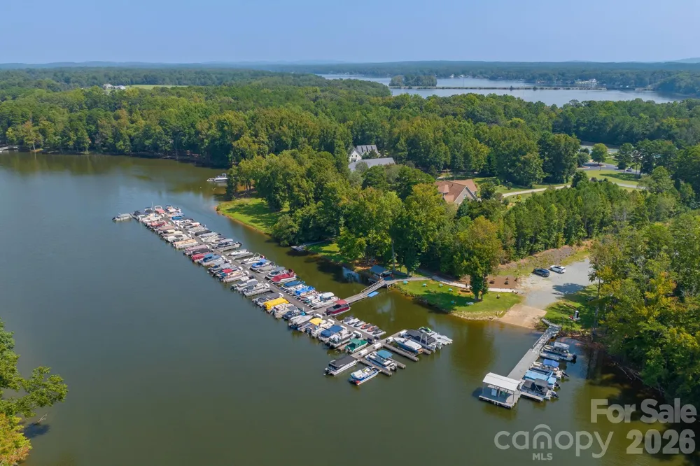 1047 Starboard Reach Drive #36 Lexington, NC 27292