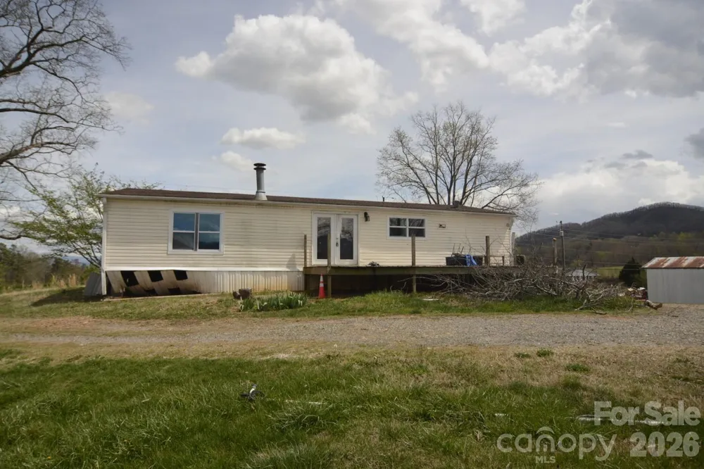537 Old Newfound Road Leicester, NC 28748