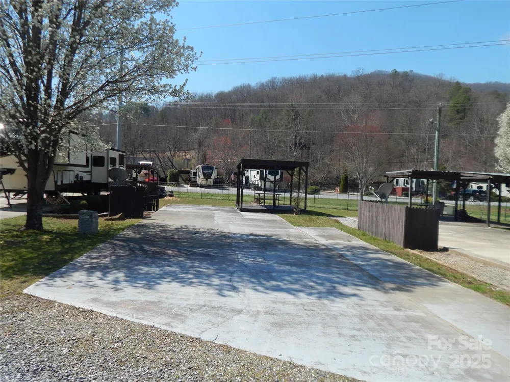 50 Timber Leaf Drive #8 Sylva, NC 28779