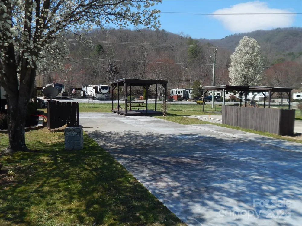 50 Timber Leaf Drive #8 Sylva, NC 28779