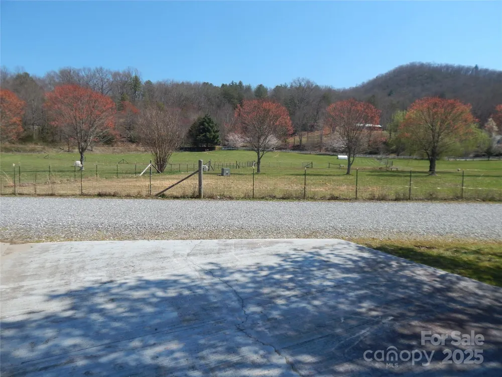 50 Timber Leaf Drive #8 Sylva, NC 28779