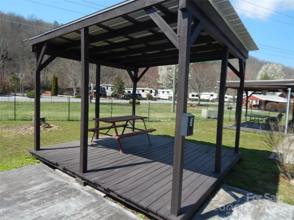 50 Timber Leaf Drive #8 Sylva, NC 28779