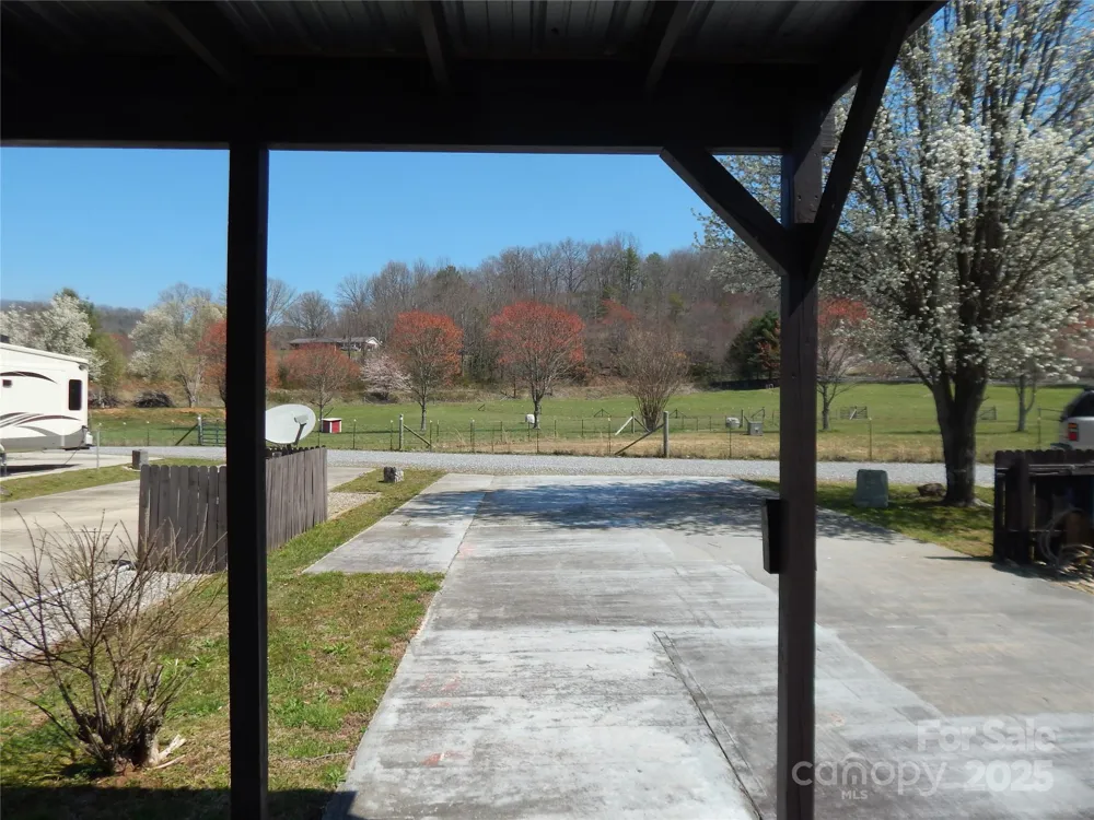 50 Timber Leaf Drive #8 Sylva, NC 28779