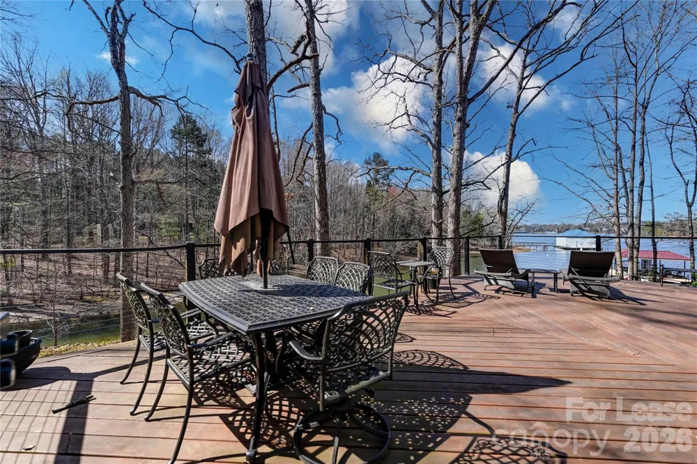 19314 Yachtman Drive Cornelius, NC 28031