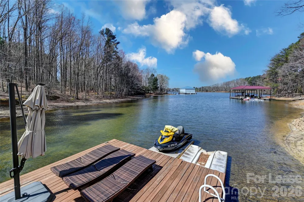 19314 Yachtman Drive Cornelius, NC 28031