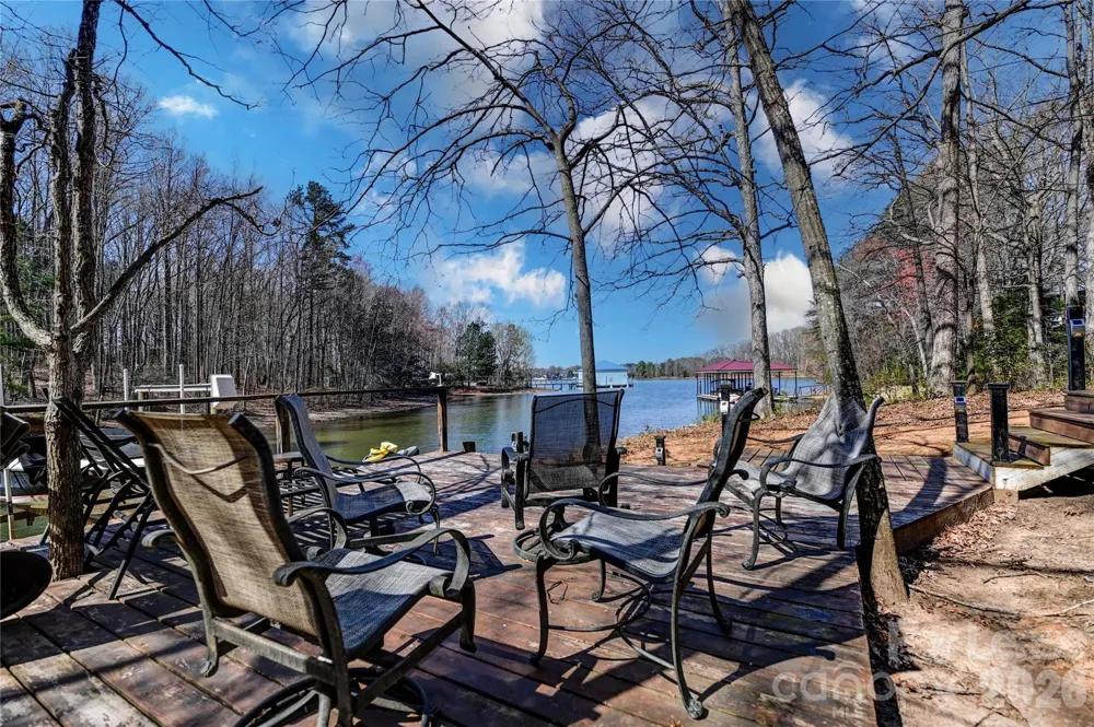 19314 Yachtman Drive Cornelius, NC 28031