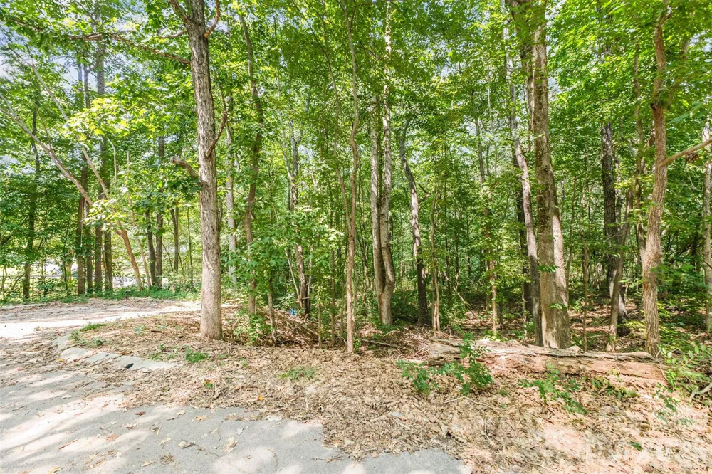 4648 Nob Hill Drive Kannapolis, NC 28081