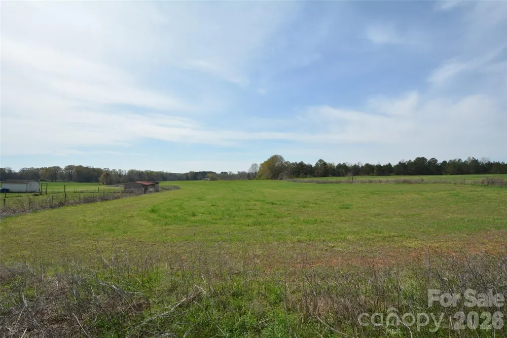 2431 McCraw Road Mooresboro, NC 28114