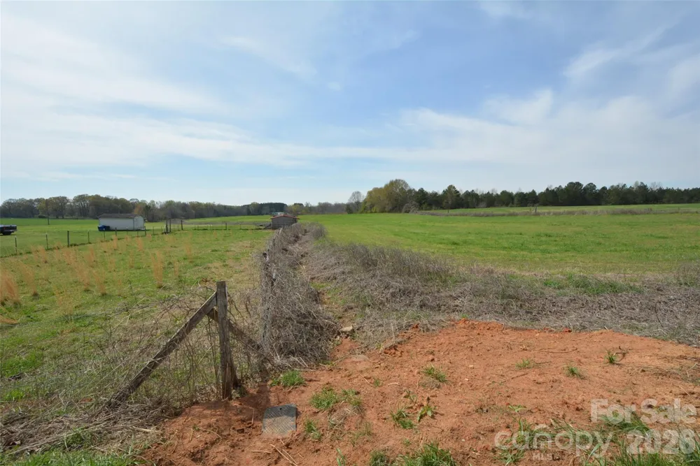 2431 McCraw Road Mooresboro, NC 28114