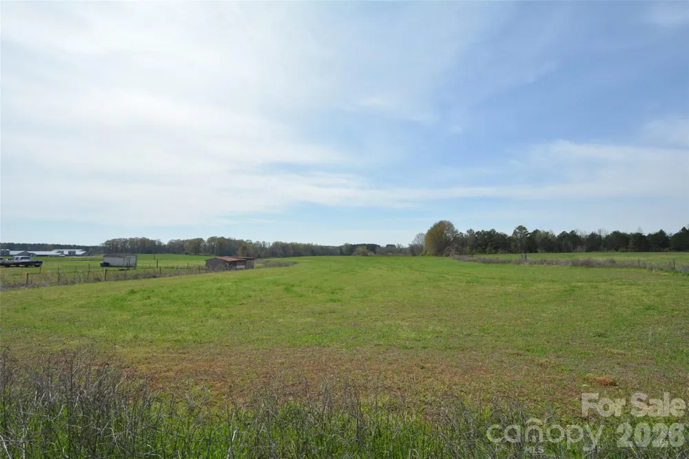 2431 McCraw Road Mooresboro, NC 28114