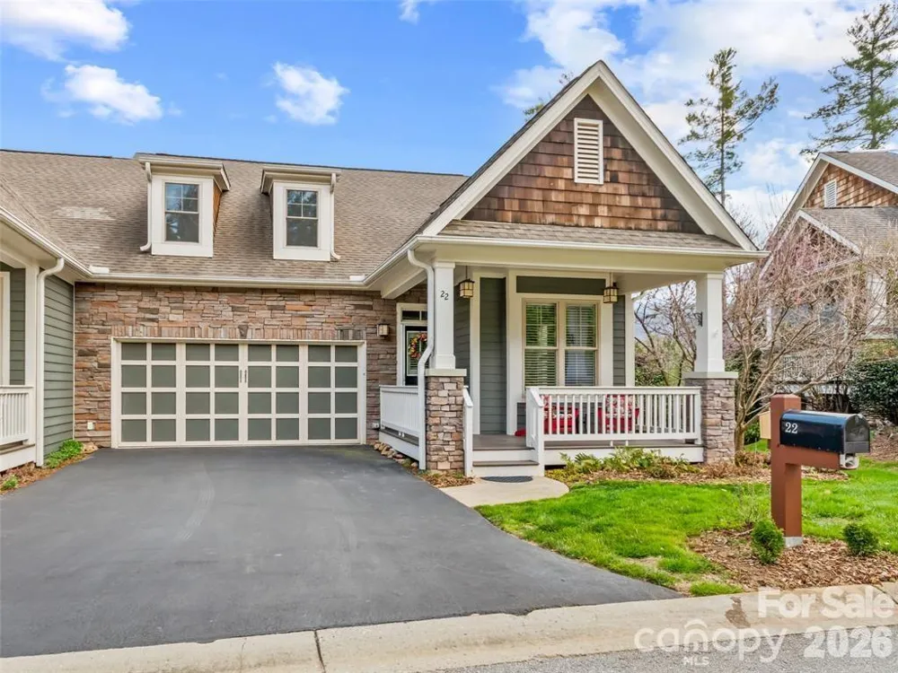 22 S Kaufman Stone Way Biltmore Lake, NC 28715