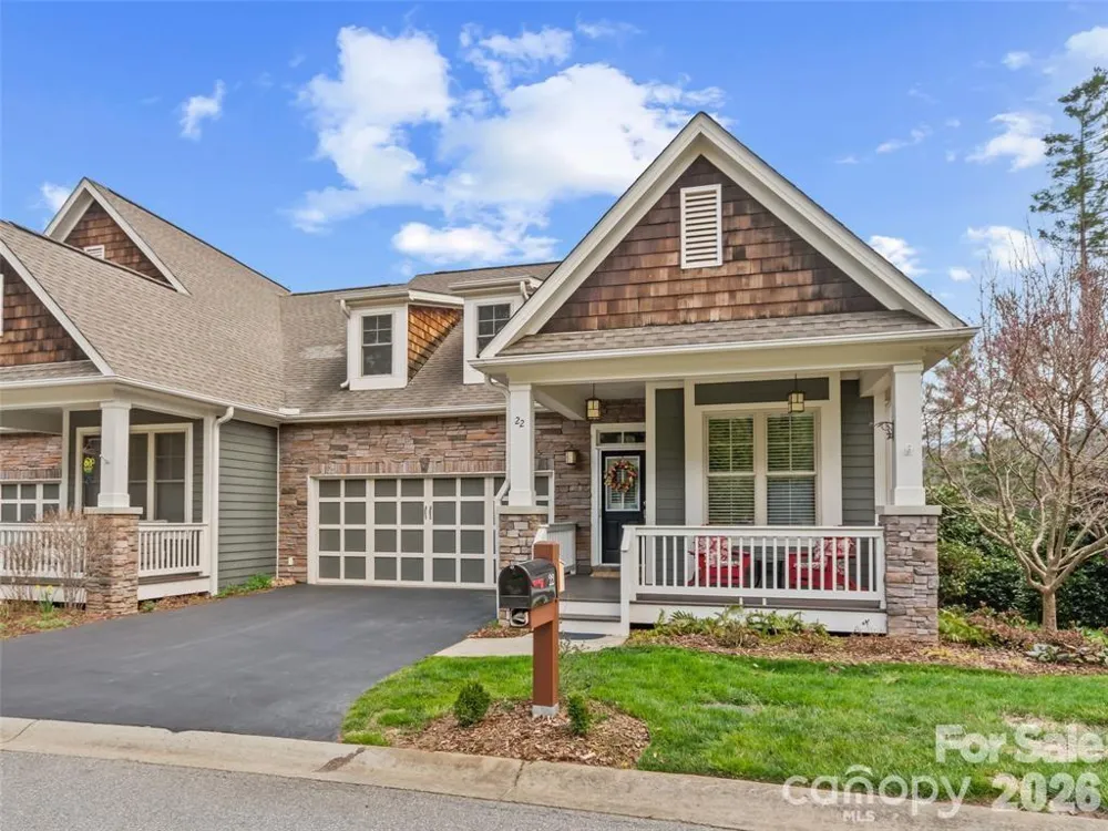 22 S Kaufman Stone Way Biltmore Lake, NC 28715