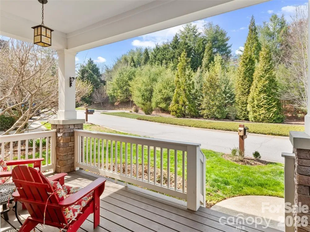 22 S Kaufman Stone Way Biltmore Lake, NC 28715