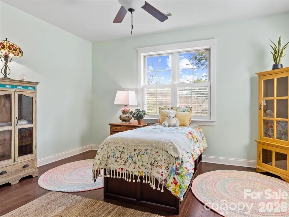 22 S Kaufman Stone Way Biltmore Lake, NC 28715