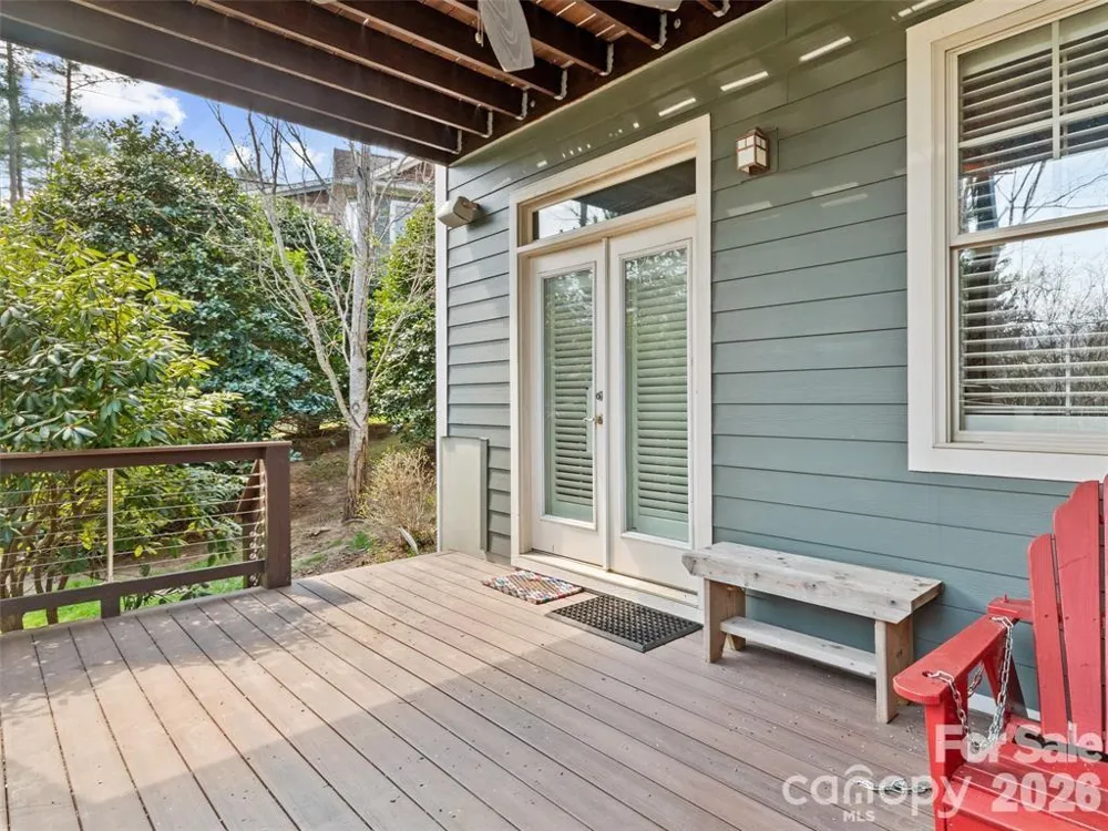 22 S Kaufman Stone Way Biltmore Lake, NC 28715