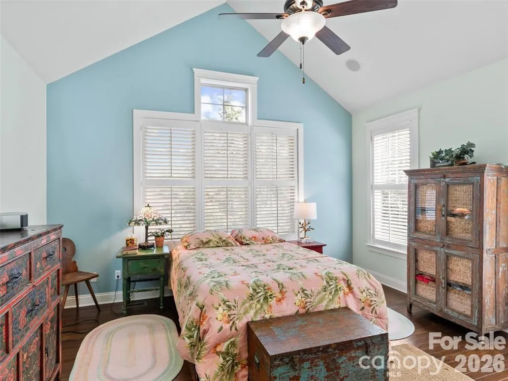 22 S Kaufman Stone Way Biltmore Lake, NC 28715