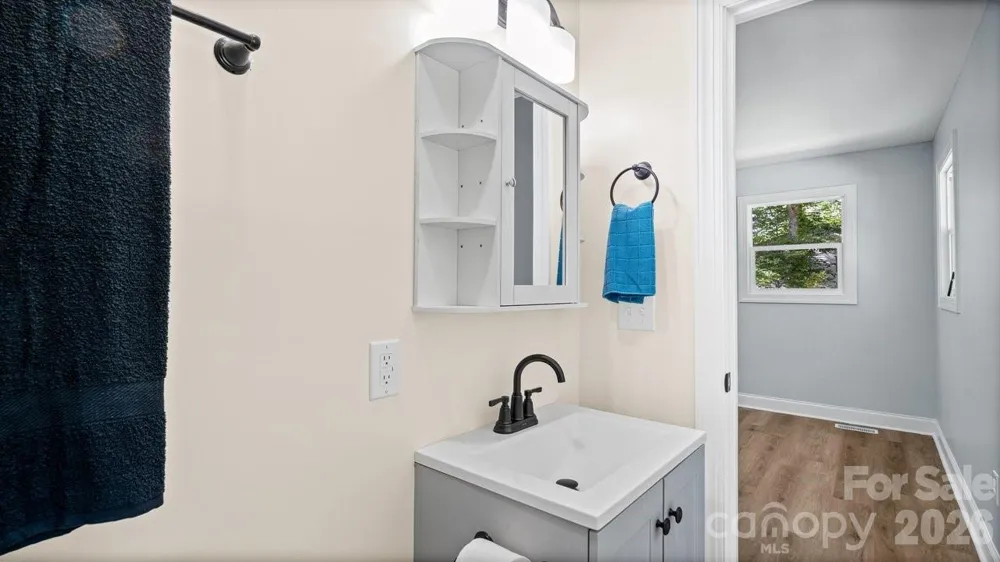 520 Summerow Road Stanley, NC 28164