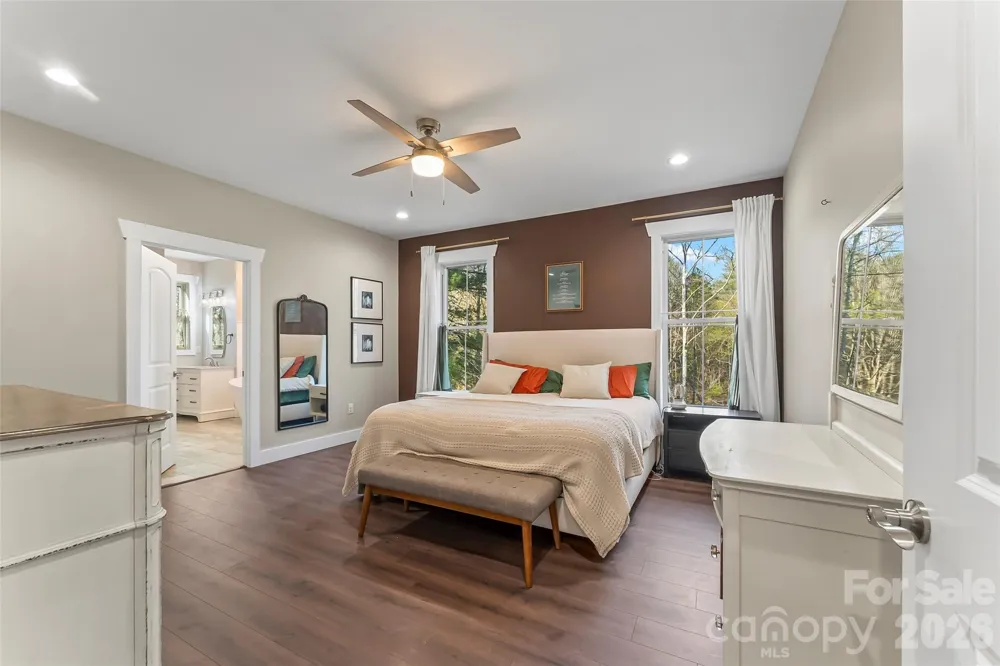 126 Doe Path Circle Hudson, NC 28638