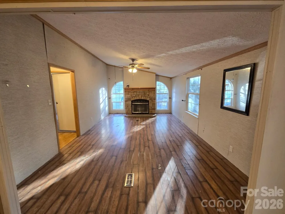 6 Woodland Street Spruce Pine, NC 28777