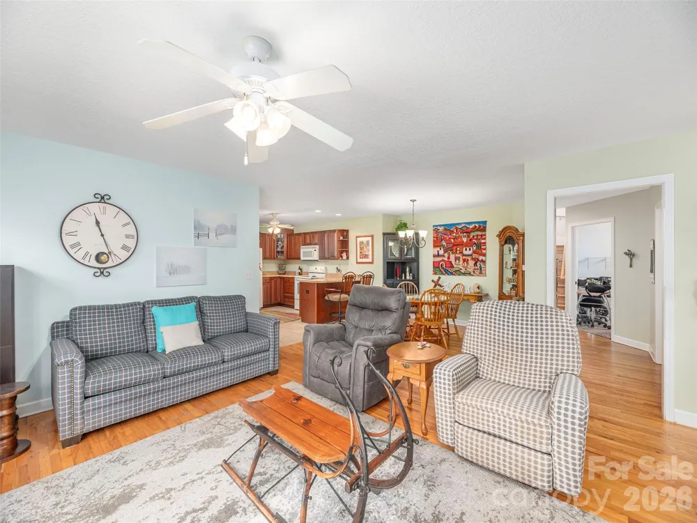 22 Cottage Loop Waynesville, NC 28785