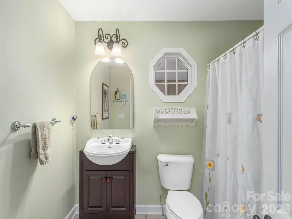 22 Cottage Loop Waynesville, NC 28785
