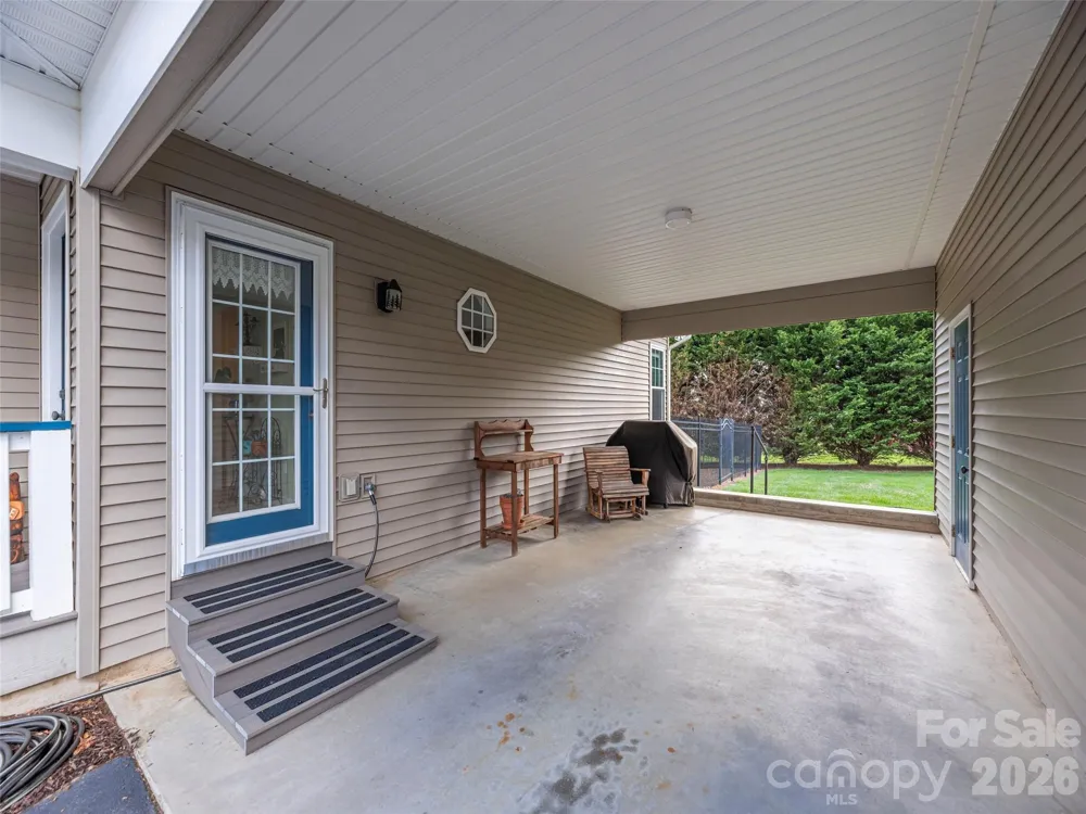22 Cottage Loop Waynesville, NC 28785