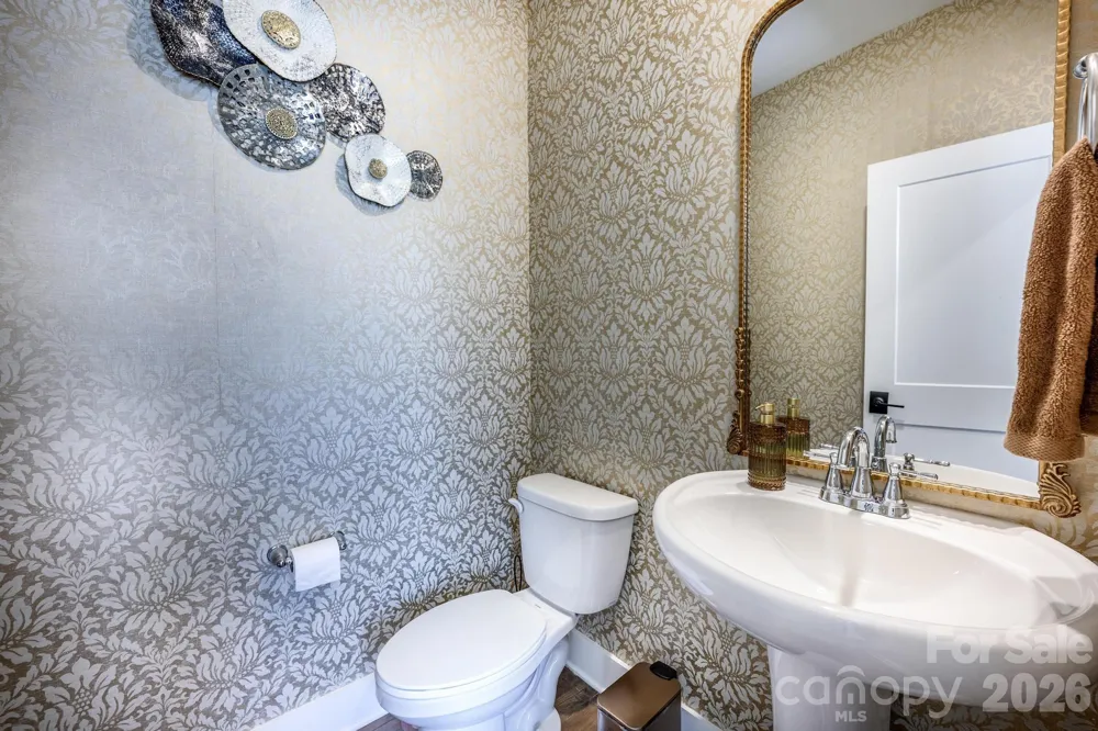 114 Glencoe Lane #102 Mooresville, NC 28117