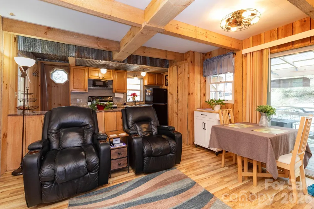 2670 Dicks Creek Road Whittier, NC 28789