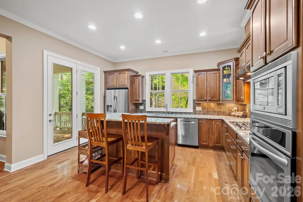 25 E Owl Creek Lane Fairview, NC 28730