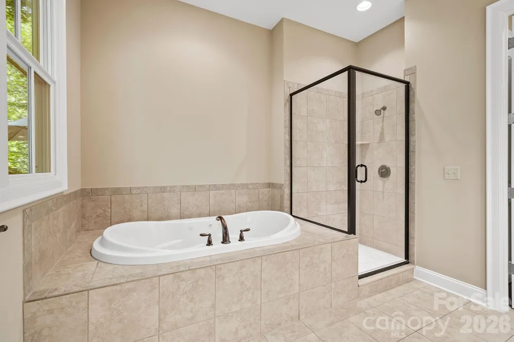 25 E Owl Creek Lane Fairview, NC 28730