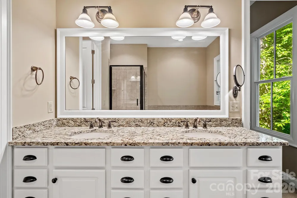 25 E Owl Creek Lane Fairview, NC 28730