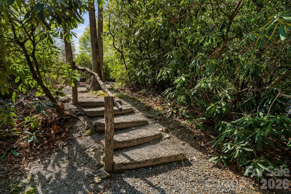 25 E Owl Creek Lane Fairview, NC 28730