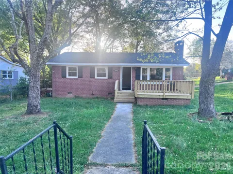 400 Chatham Avenue