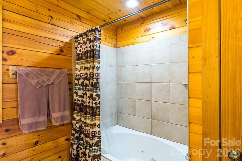675 Forest Valley Road Sylva, NC 28779