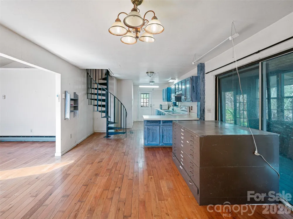 966 Waites Hollifield Road Marion, NC 28752