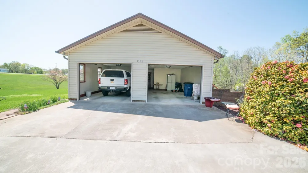 1368 Cajah Mountain Road Hudson, NC 28638