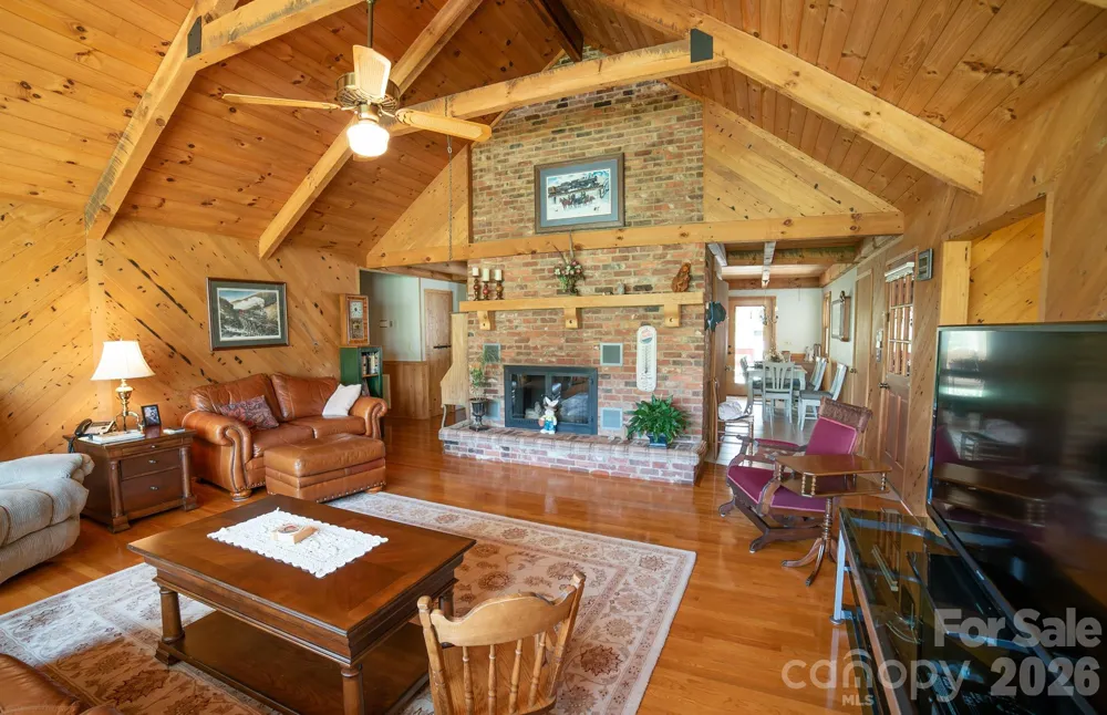 1368 Cajah Mountain Road Hudson, NC 28638