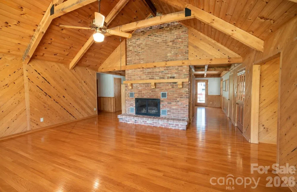 1368 Cajah Mountain Road Hudson, NC 28638