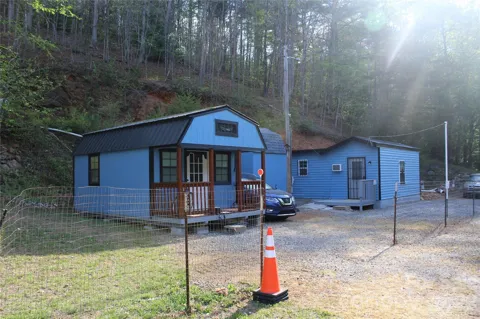 5161 NC Hwy 18 S