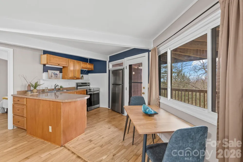 355 Sunset Drive Asheville, NC 28804