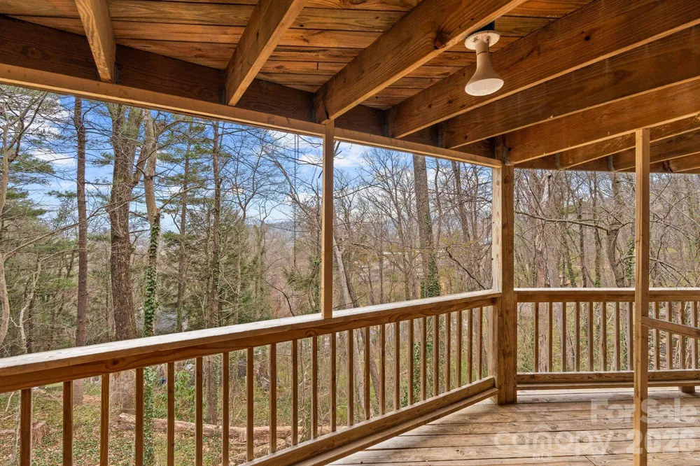 355 Sunset Drive Asheville, NC 28804