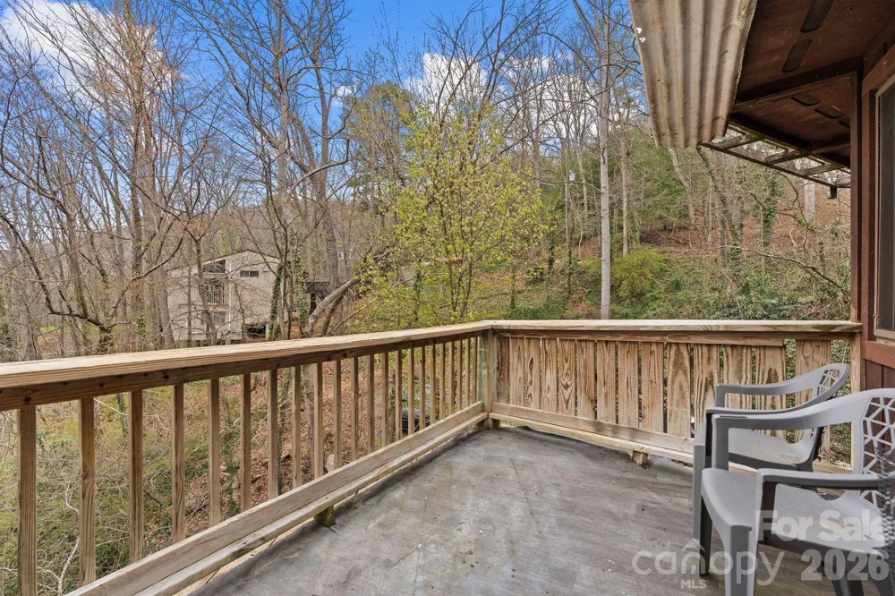 355 Sunset Drive Asheville, NC 28804