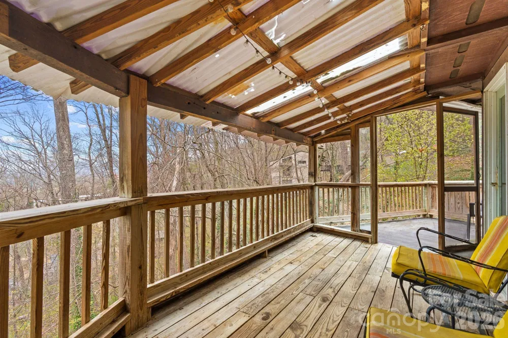 355 Sunset Drive Asheville, NC 28804
