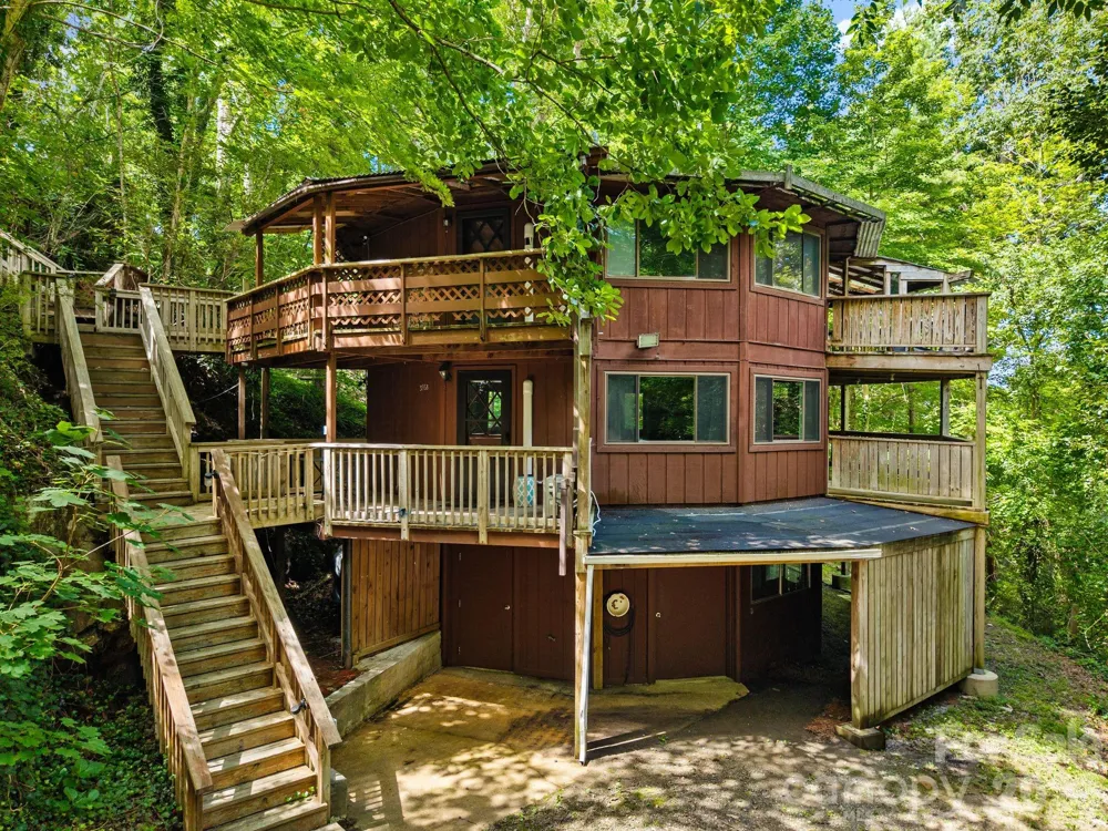 355 Sunset Drive Asheville, NC 28804