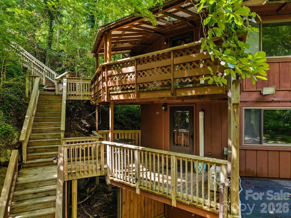355 Sunset Drive Asheville, NC 28804