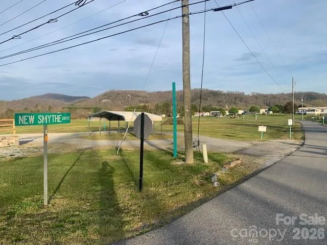 7.33AC COM CHIMNEY ROCK Highway #1,2,3 Edneyville, NC 28792